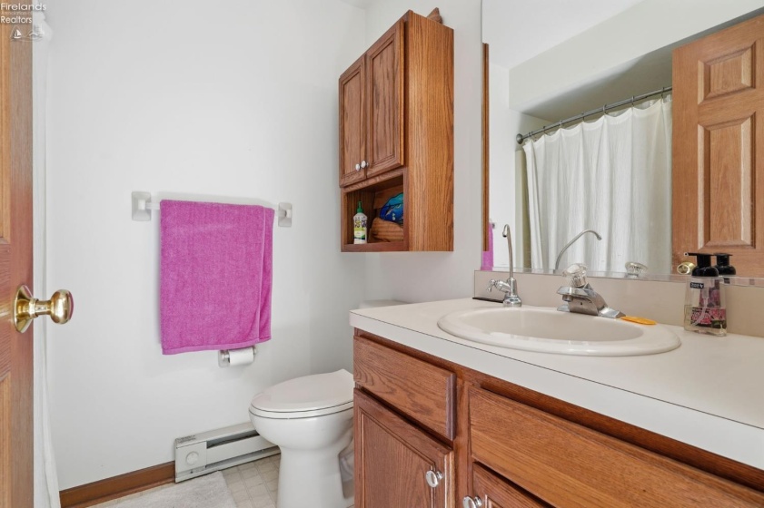 377 Lighthouse, Marblehead, 43440, 2 Bedrooms Bedrooms, ,2 BathroomsBathrooms,Residential,For Sale,Lighthouse,20262412