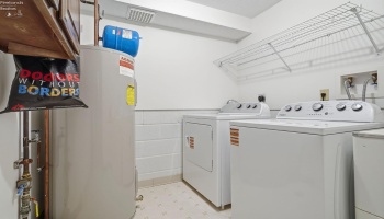 377 Lighthouse, Marblehead, 43440, 2 Bedrooms Bedrooms, ,2 BathroomsBathrooms,Residential,For Sale,Lighthouse,20262412