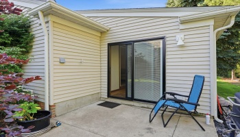 377 Lighthouse, Marblehead, 43440, 2 Bedrooms Bedrooms, ,2 BathroomsBathrooms,Residential,For Sale,Lighthouse,20262412