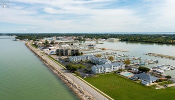176 Clinton Reef Drive, Port Clinton, 43452, 2 Bedrooms Bedrooms, ,1 BathroomBathrooms,Residential,For Sale,Clinton Reef,20262405
