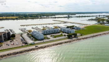 176 Clinton Reef Drive, Port Clinton, 43452, 2 Bedrooms Bedrooms, ,1 BathroomBathrooms,Residential,For Sale,Clinton Reef,20262405