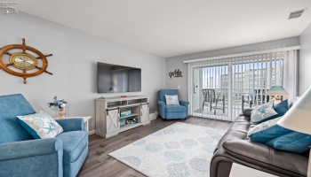 176 Clinton Reef Drive, Port Clinton, 43452, 2 Bedrooms Bedrooms, ,1 BathroomBathrooms,Residential,For Sale,Clinton Reef,20262405