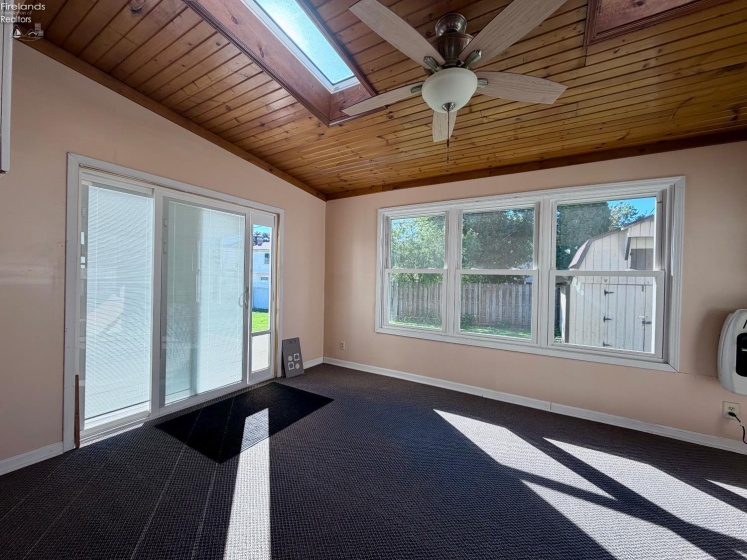 413 Pennsylvania Avenue, Sandusky, 44870, 3 Bedrooms Bedrooms, ,2 BathroomsBathrooms,Residential,For Sale,Pennsylvania,20262389