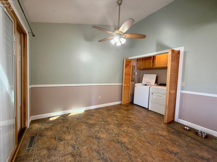 413 Pennsylvania Avenue, Sandusky, 44870, 3 Bedrooms Bedrooms, ,2 BathroomsBathrooms,Residential,For Sale,Pennsylvania,20262389