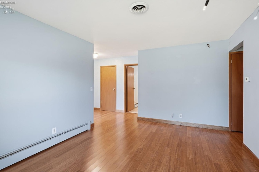 111 10th Street, Port Clinton, 43452, 3 Bedrooms Bedrooms, ,2 BathroomsBathrooms,Residential,For Sale,10th,20262418