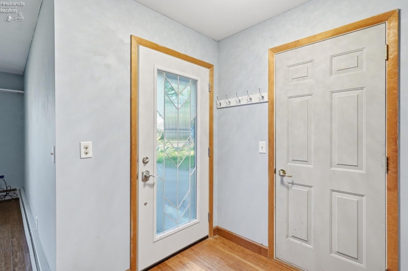 111 10th Street, Port Clinton, 43452, 3 Bedrooms Bedrooms, ,2 BathroomsBathrooms,Residential,For Sale,10th,20262418