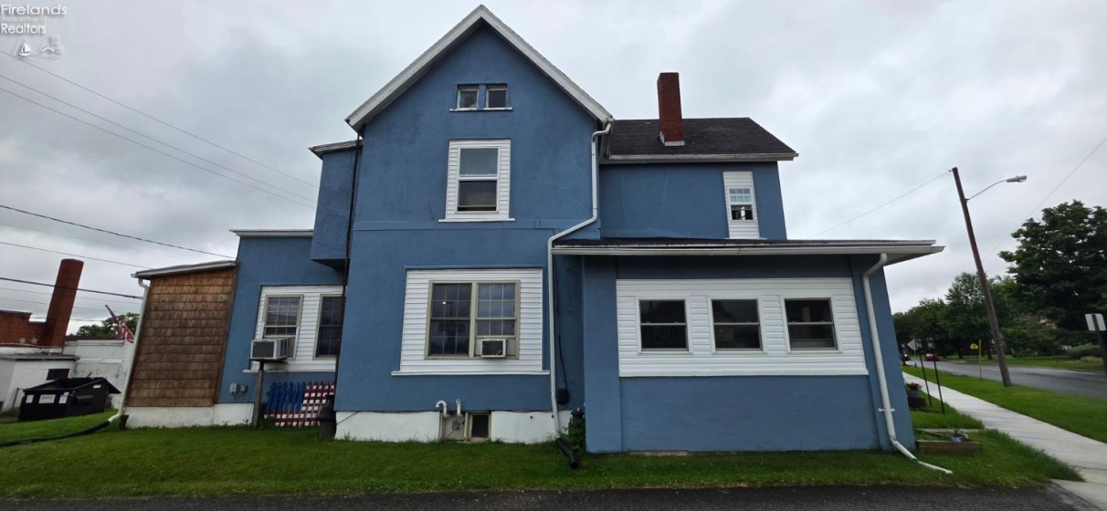 204 Sandusky Street, Tiffin, 44883, ,Multiple Units,For Sale,Sandusky,20262430