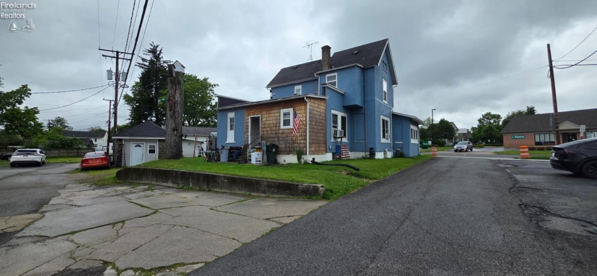 204 Sandusky Street, Tiffin, 44883, ,Multiple Units,For Sale,Sandusky,20262430