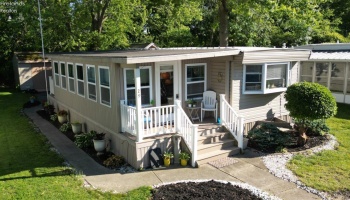 2175 Catawba Road, Port Clinton, 43452, 2 Bedrooms Bedrooms, ,1 BathroomBathrooms,Residential,For Sale,Catawba,20262414
