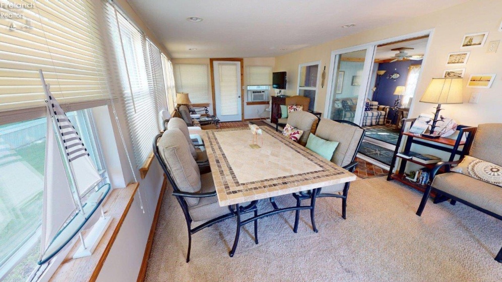 2175 Catawba Road, Port Clinton, 43452, 2 Bedrooms Bedrooms, ,1 BathroomBathrooms,Residential,For Sale,Catawba,20262414