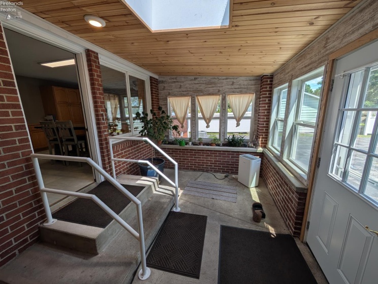 864 County Road 40, Old Fort, 44883, 3 Bedrooms Bedrooms, ,2 BathroomsBathrooms,Residential,For Sale,County Road 40,20262274