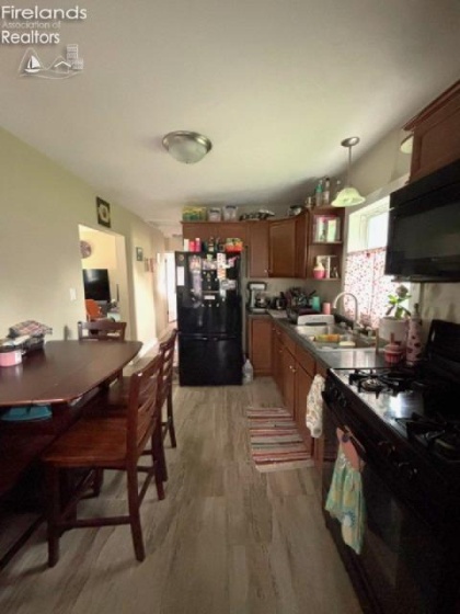 514 Kensington, Bellevue, 44811, 2 Bedrooms Bedrooms, ,1 BathroomBathrooms,Residential,For Sale,Kensington,20262287