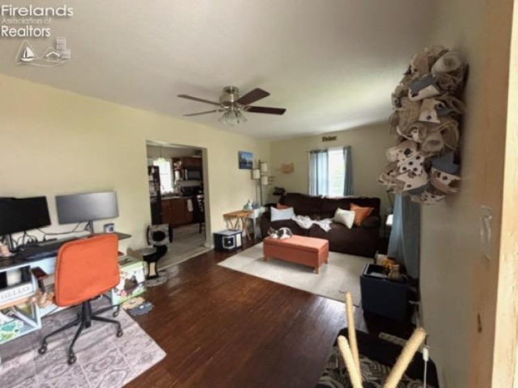 514 Kensington, Bellevue, 44811, 2 Bedrooms Bedrooms, ,1 BathroomBathrooms,Residential,For Sale,Kensington,20262287