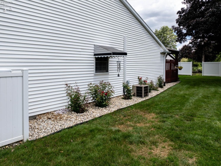 21 Brookview Drive, Fremont, 43420, 2 Bedrooms Bedrooms, ,2 BathroomsBathrooms,Residential,For Sale,Brookview,20262324