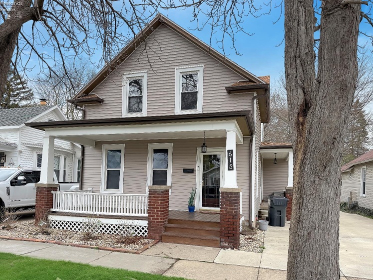 615 Neil Street, Sandusky, 44870, 4 Bedrooms Bedrooms, ,2 BathroomsBathrooms,Residential,For Sale,Neil,20262433