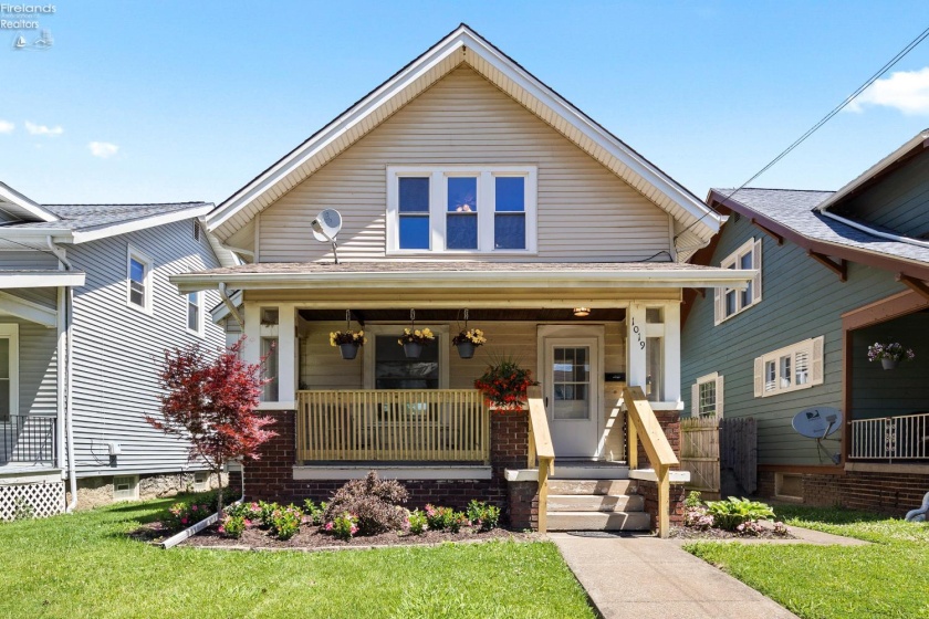 1019 Fifth Street, Sandusky, 44870, 3 Bedrooms Bedrooms, ,2 BathroomsBathrooms,Residential,For Sale,Fifth,20262348