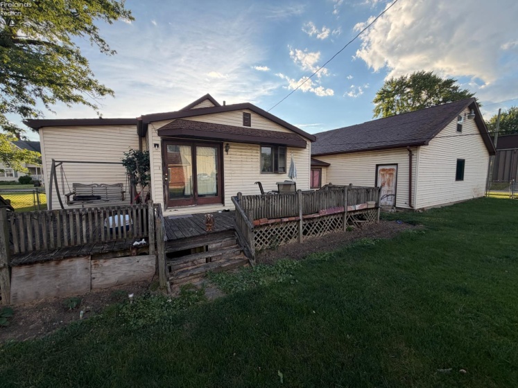 207 Woodbine Street, Willard, 44890, 3 Bedrooms Bedrooms, ,3 BathroomsBathrooms,Residential,For Sale,Woodbine,20262445