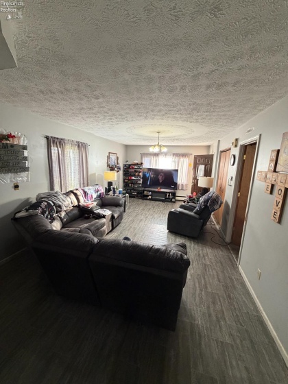 207 Woodbine Street, Willard, 44890, 3 Bedrooms Bedrooms, ,3 BathroomsBathrooms,Residential,For Sale,Woodbine,20262445