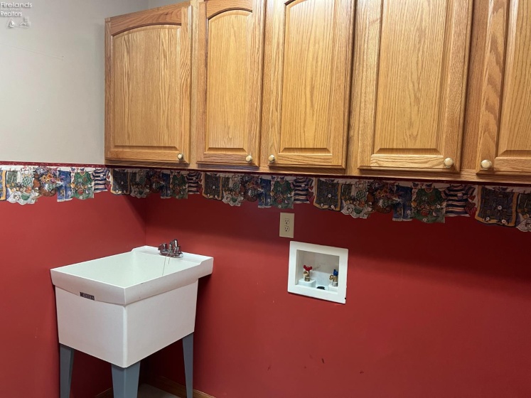 897 Busdeker Lane, Gibsonburg, 43431, 3 Bedrooms Bedrooms, ,3 BathroomsBathrooms,Residential,For Sale,Busdeker,20262152