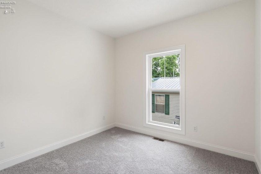 2327 Oak Knoll Drive, Marblehead, 43440, 3 Bedrooms Bedrooms, ,2 BathroomsBathrooms,Residential,For Sale,Oak Knoll,20262397