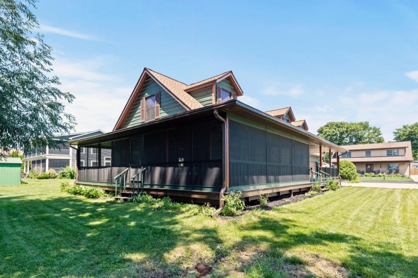 2350 s commodore Court, Marblehead, 43440, 4 Bedrooms Bedrooms, ,3 BathroomsBathrooms,Residential,For Sale,s commodore,20262415