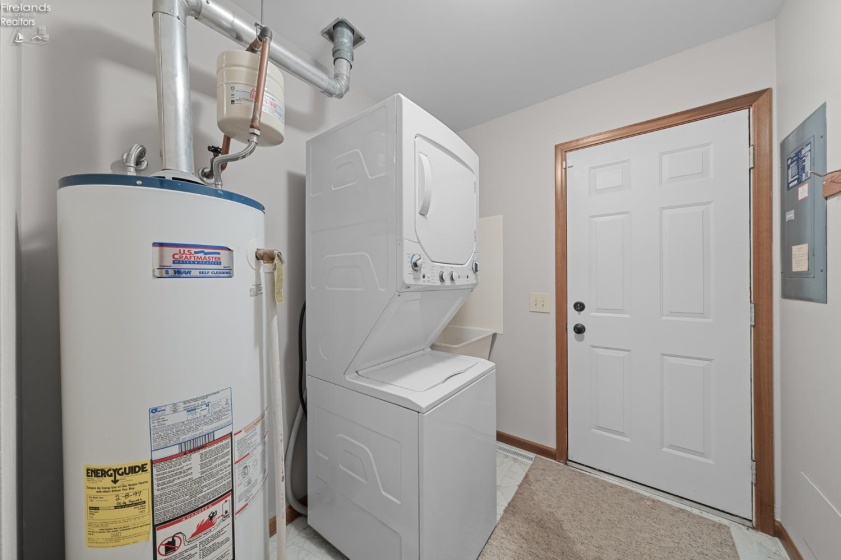 2350 s commodore Court, Marblehead, 43440, 4 Bedrooms Bedrooms, ,3 BathroomsBathrooms,Residential,For Sale,s commodore,20262415