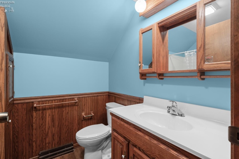 2350 s commodore Court, Marblehead, 43440, 4 Bedrooms Bedrooms, ,3 BathroomsBathrooms,Residential,For Sale,s commodore,20262415