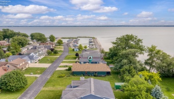2350 s commodore Court, Marblehead, 43440, 4 Bedrooms Bedrooms, ,3 BathroomsBathrooms,Residential,For Sale,s commodore,20262415