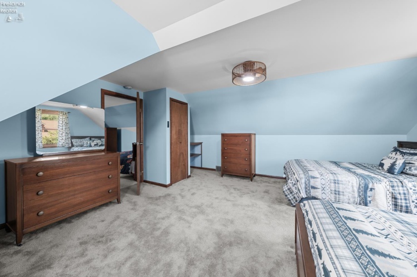 2350 s commodore Court, Marblehead, 43440, 4 Bedrooms Bedrooms, ,3 BathroomsBathrooms,Residential,For Sale,s commodore,20262415