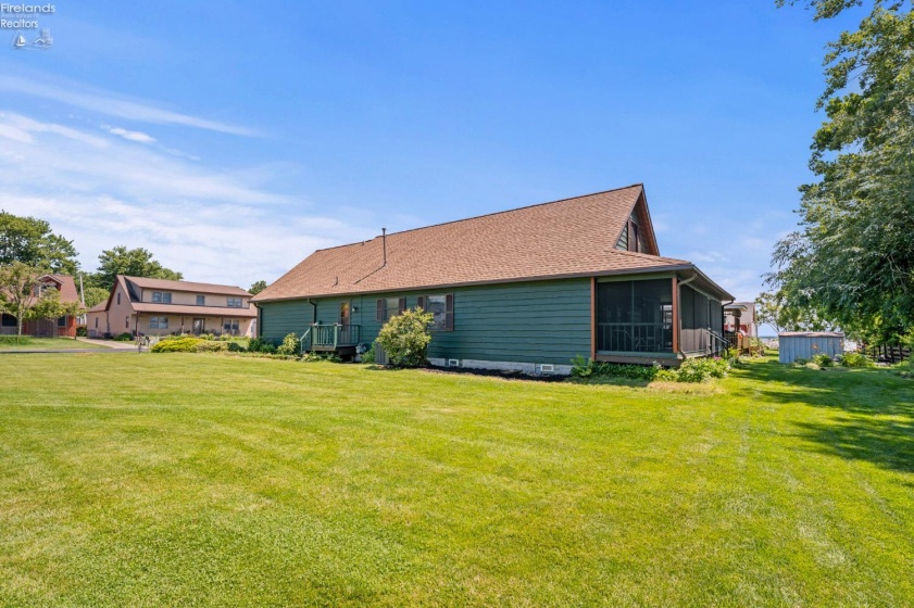 2350 s commodore Court, Marblehead, 43440, 4 Bedrooms Bedrooms, ,3 BathroomsBathrooms,Residential,For Sale,s commodore,20262415