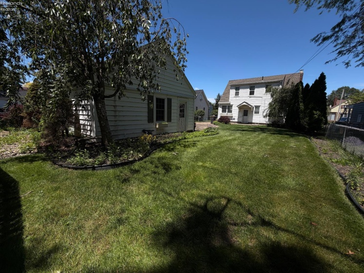 214 48th Street, Sandusky, 44870, 3 Bedrooms Bedrooms, ,2 BathroomsBathrooms,Residential,For Sale,48th,20262439