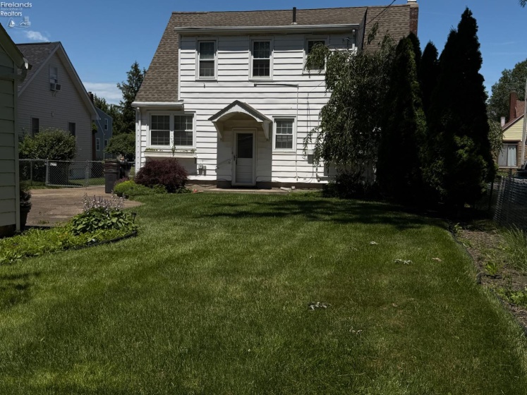 214 48th Street, Sandusky, 44870, 3 Bedrooms Bedrooms, ,2 BathroomsBathrooms,Residential,For Sale,48th,20262439