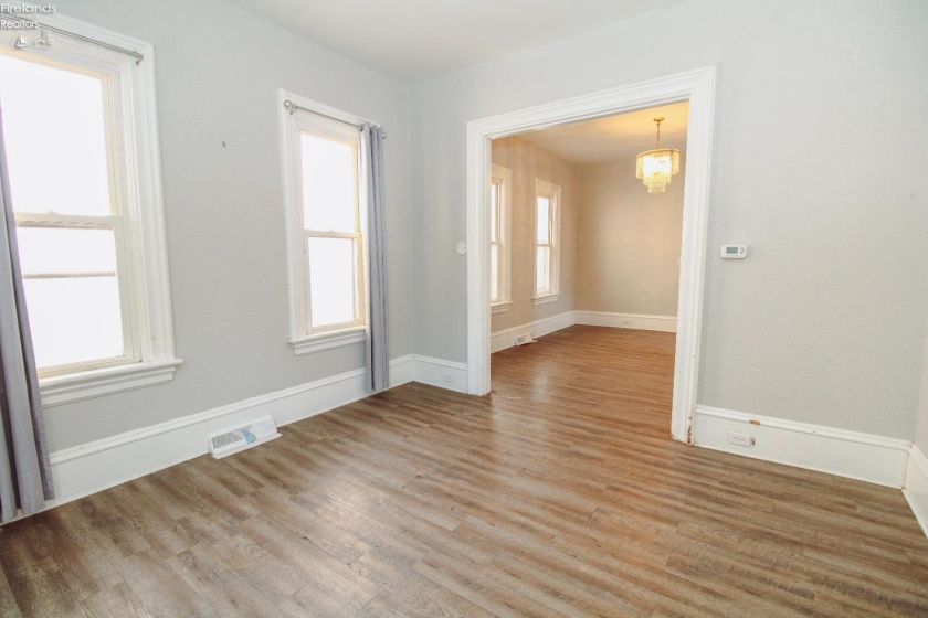 609 Monroe Street, Sandusky, 44870, 2 Bedrooms Bedrooms, ,2 BathroomsBathrooms,Residential,For Sale,Monroe,20262431