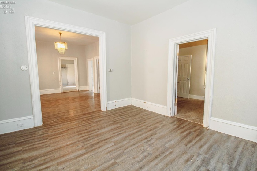 609 Monroe Street, Sandusky, 44870, 2 Bedrooms Bedrooms, ,2 BathroomsBathrooms,Residential,For Sale,Monroe,20262431