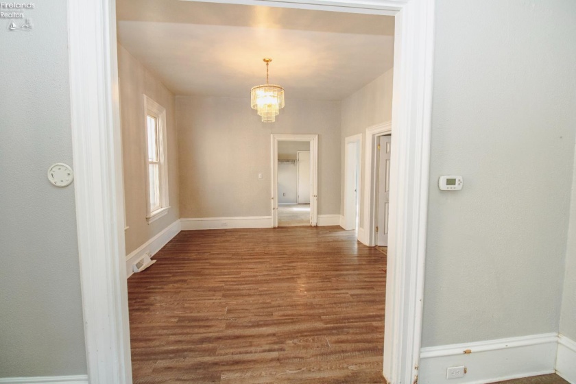 609 Monroe Street, Sandusky, 44870, 2 Bedrooms Bedrooms, ,2 BathroomsBathrooms,Residential,For Sale,Monroe,20262431