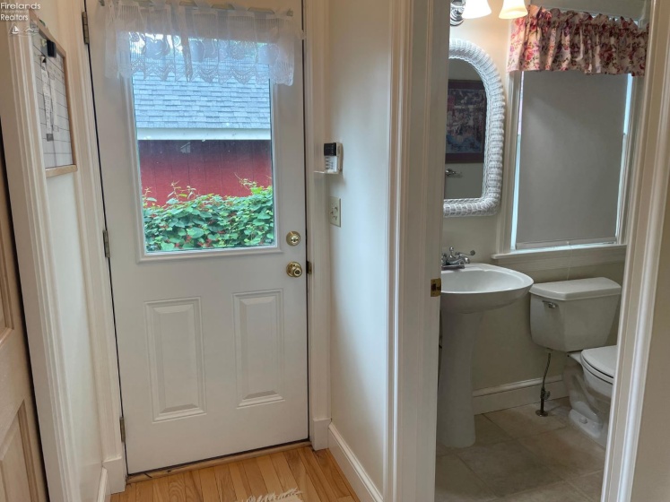 605 Elm Avenue, Lakeside, 43440, 3 Bedrooms Bedrooms, ,2 BathroomsBathrooms,Residential,For Sale,Elm,20262406
