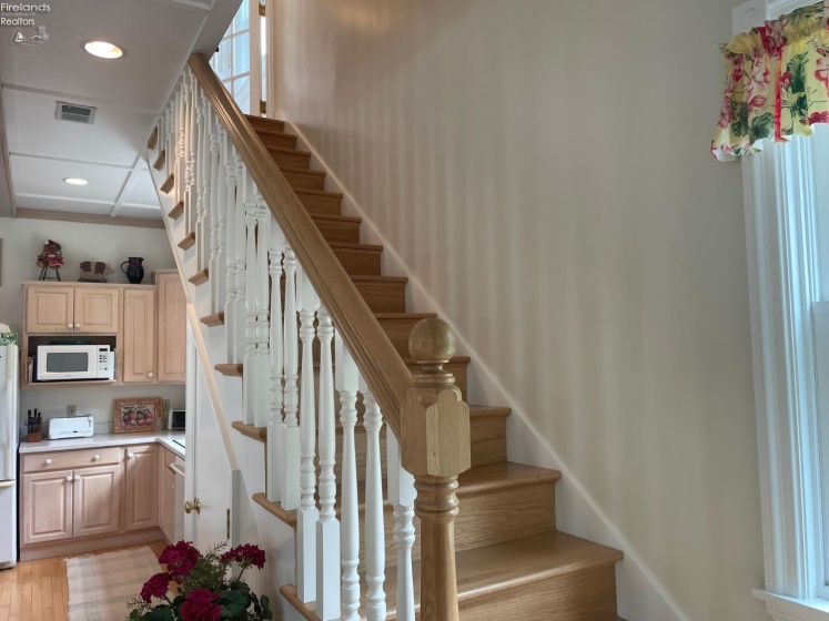 605 Elm Avenue, Lakeside, 43440, 3 Bedrooms Bedrooms, ,2 BathroomsBathrooms,Residential,For Sale,Elm,20262406