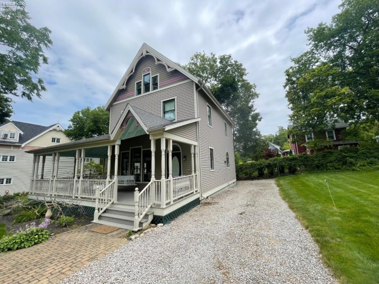 605 Elm Avenue, Lakeside, 43440, 3 Bedrooms Bedrooms, ,2 BathroomsBathrooms,Residential,For Sale,Elm,20262406