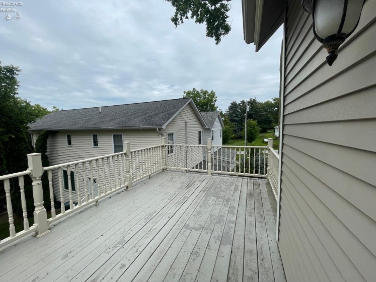 605 Elm Avenue, Lakeside, 43440, 3 Bedrooms Bedrooms, ,2 BathroomsBathrooms,Residential,For Sale,Elm,20262406