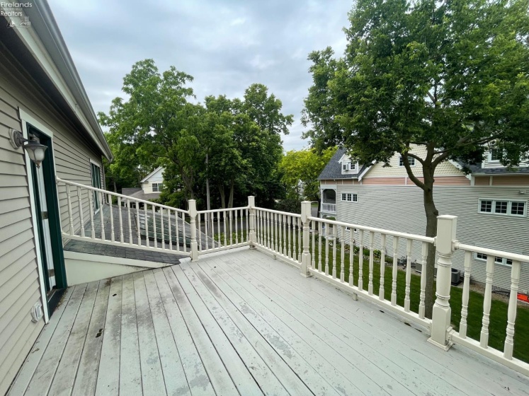 605 Elm Avenue, Lakeside, 43440, 3 Bedrooms Bedrooms, ,2 BathroomsBathrooms,Residential,For Sale,Elm,20262406