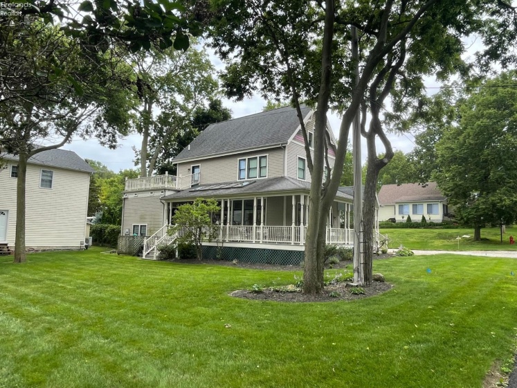 605 Elm Avenue, Lakeside, 43440, 3 Bedrooms Bedrooms, ,2 BathroomsBathrooms,Residential,For Sale,Elm,20262406