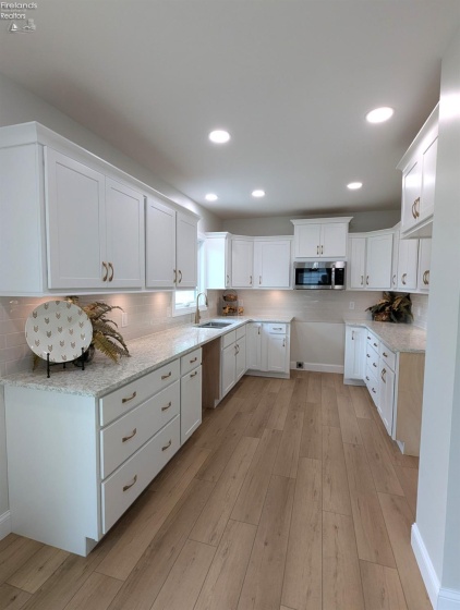 547 Church Street, Oak Harbor, 43449, 4 Bedrooms Bedrooms, ,3 BathroomsBathrooms,Residential,For Sale,Church,20262451