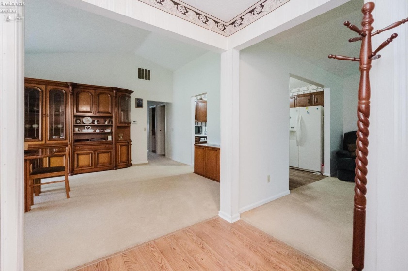 602 Dorn Drive, Sandusky, 44870, 3 Bedrooms Bedrooms, ,2 BathroomsBathrooms,Residential,For Sale,Dorn,20262437