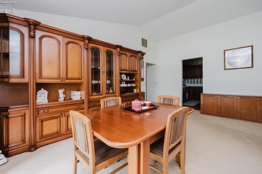 602 Dorn Drive, Sandusky, 44870, 3 Bedrooms Bedrooms, ,2 BathroomsBathrooms,Residential,For Sale,Dorn,20262437
