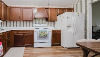 602 Dorn Drive, Sandusky, 44870, 3 Bedrooms Bedrooms, ,2 BathroomsBathrooms,Residential,For Sale,Dorn,20262437