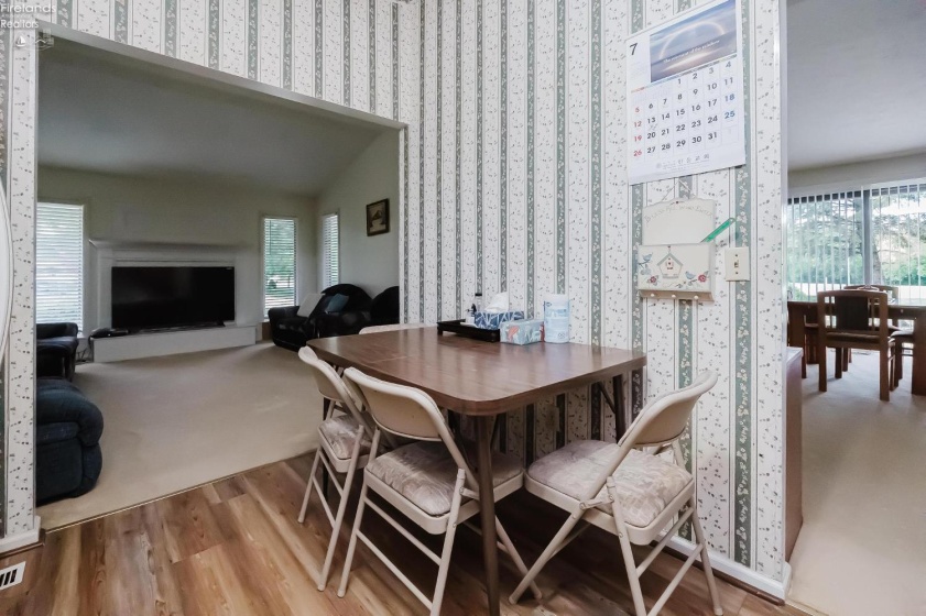 602 Dorn Drive, Sandusky, 44870, 3 Bedrooms Bedrooms, ,2 BathroomsBathrooms,Residential,For Sale,Dorn,20262437