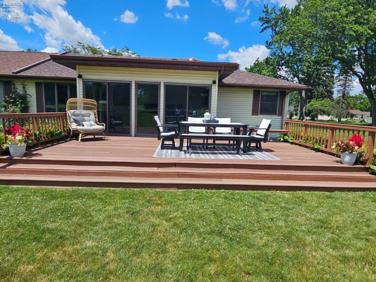 1909 South Main St., Clyde, 43410, 2 Bedrooms Bedrooms, ,2 BathroomsBathrooms,Residential,For Sale,South Main St.,20262354