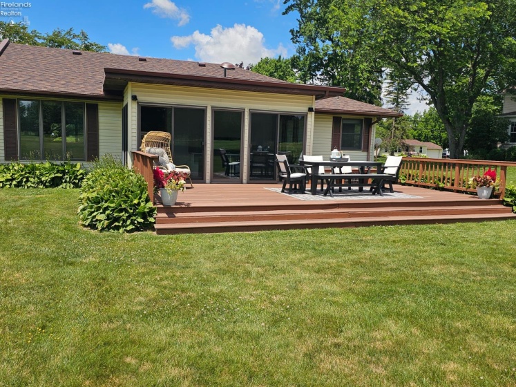 1909 South Main St., Clyde, 43410, 2 Bedrooms Bedrooms, ,2 BathroomsBathrooms,Residential,For Sale,South Main St.,20262354