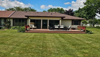 1909 South Main St., Clyde, 43410, 2 Bedrooms Bedrooms, ,2 BathroomsBathrooms,Residential,For Sale,South Main St.,20262354