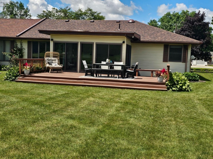 1909 South Main St., Clyde, 43410, 2 Bedrooms Bedrooms, ,2 BathroomsBathrooms,Residential,For Sale,South Main St.,20262354